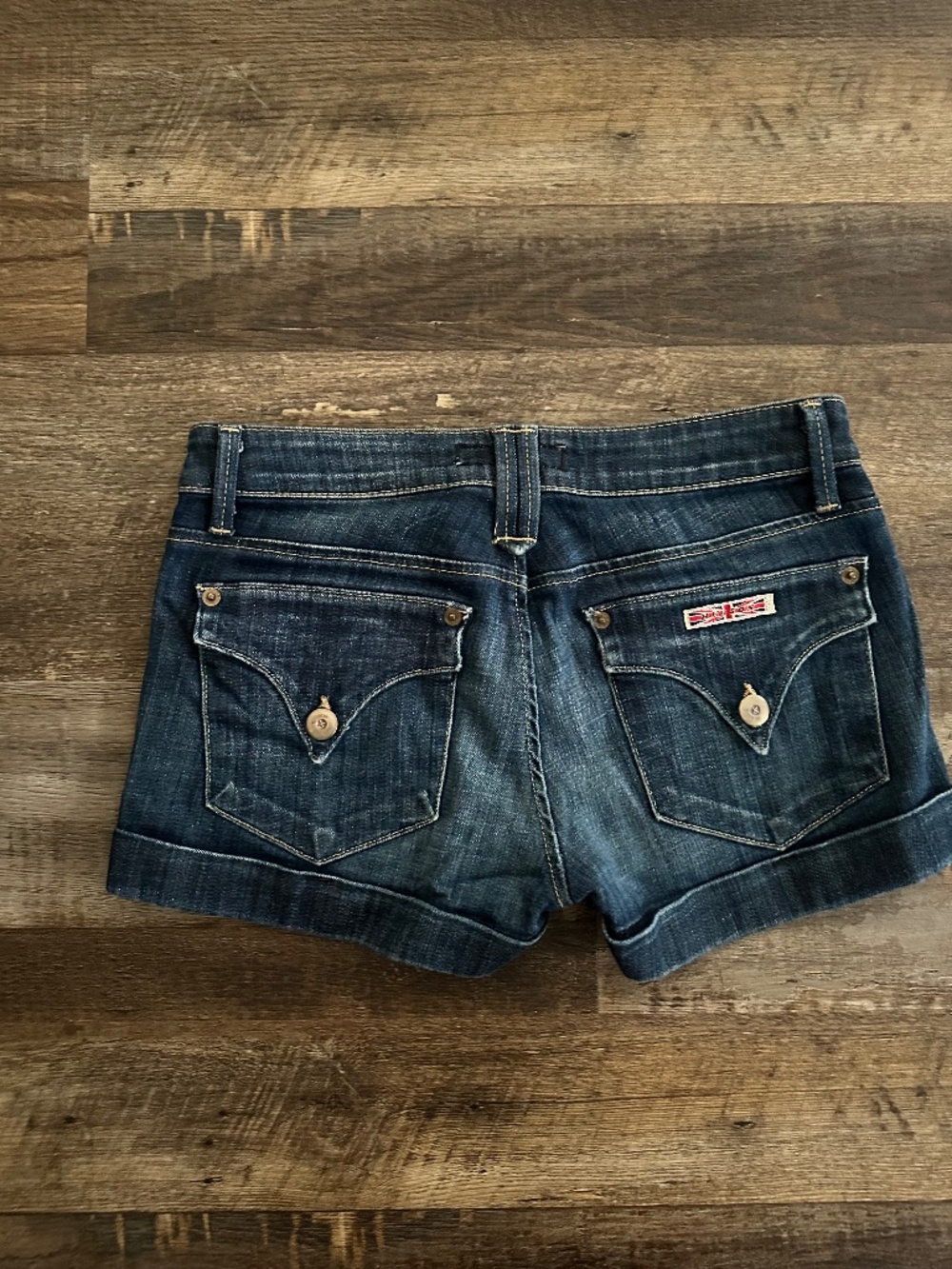 HUDSON MED DARK DENIM WASH CUFFED SHORTS SZ 26